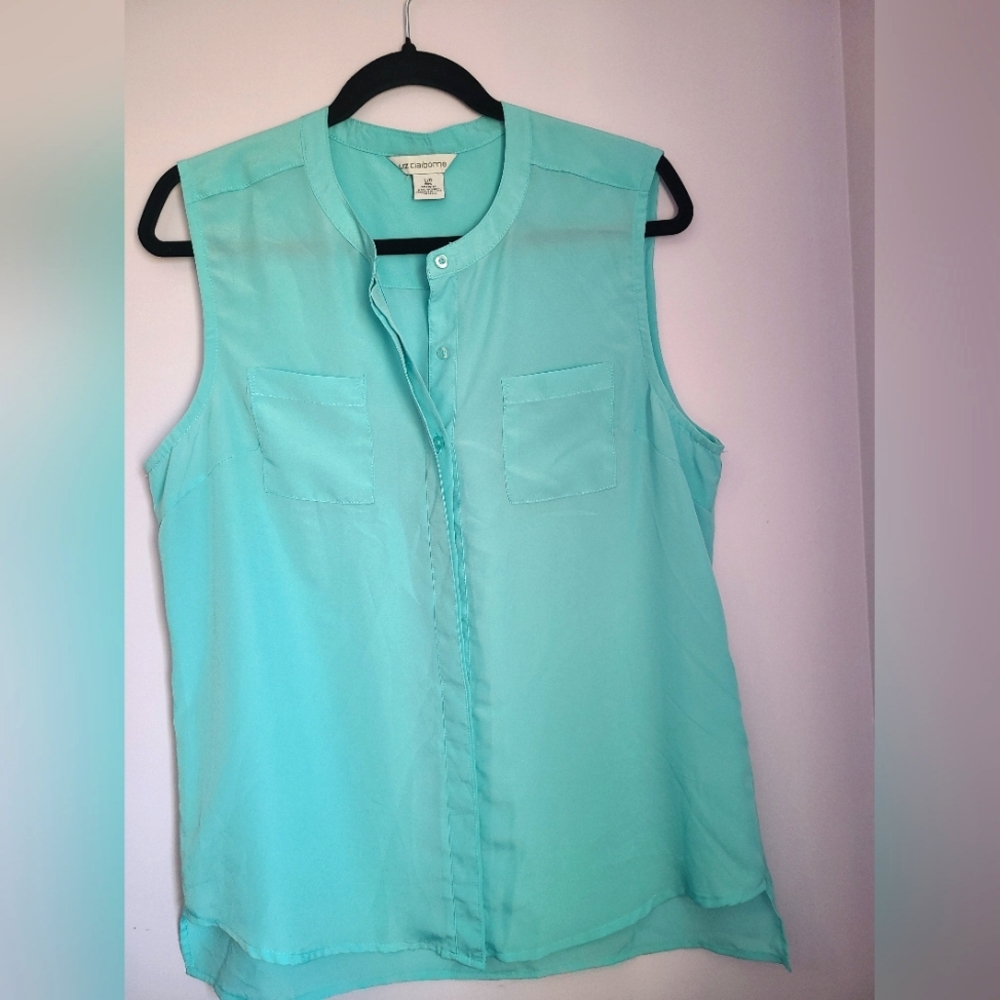 Liz Claiborne sleeveless blouse, ladies size L, gently worn, like new! 🩵